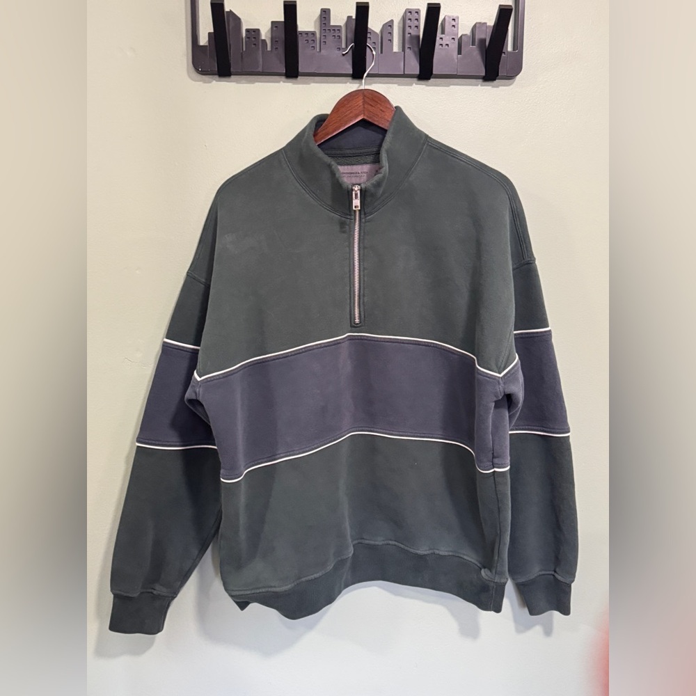 Abercrombie and Fitch 1/2 Zip Sweatshirt Green/Blue Size M